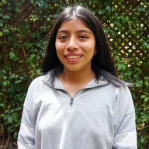 Shirley Gabriela Puzul Pérez, becada de FUNJOSE en la carrera de Licenciatura en Ciencias Agrícolas con Énfasis en Gerencia Agrícola